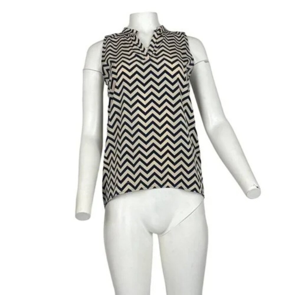 Olive & Oak Chevron Sleeveless Top Size Small